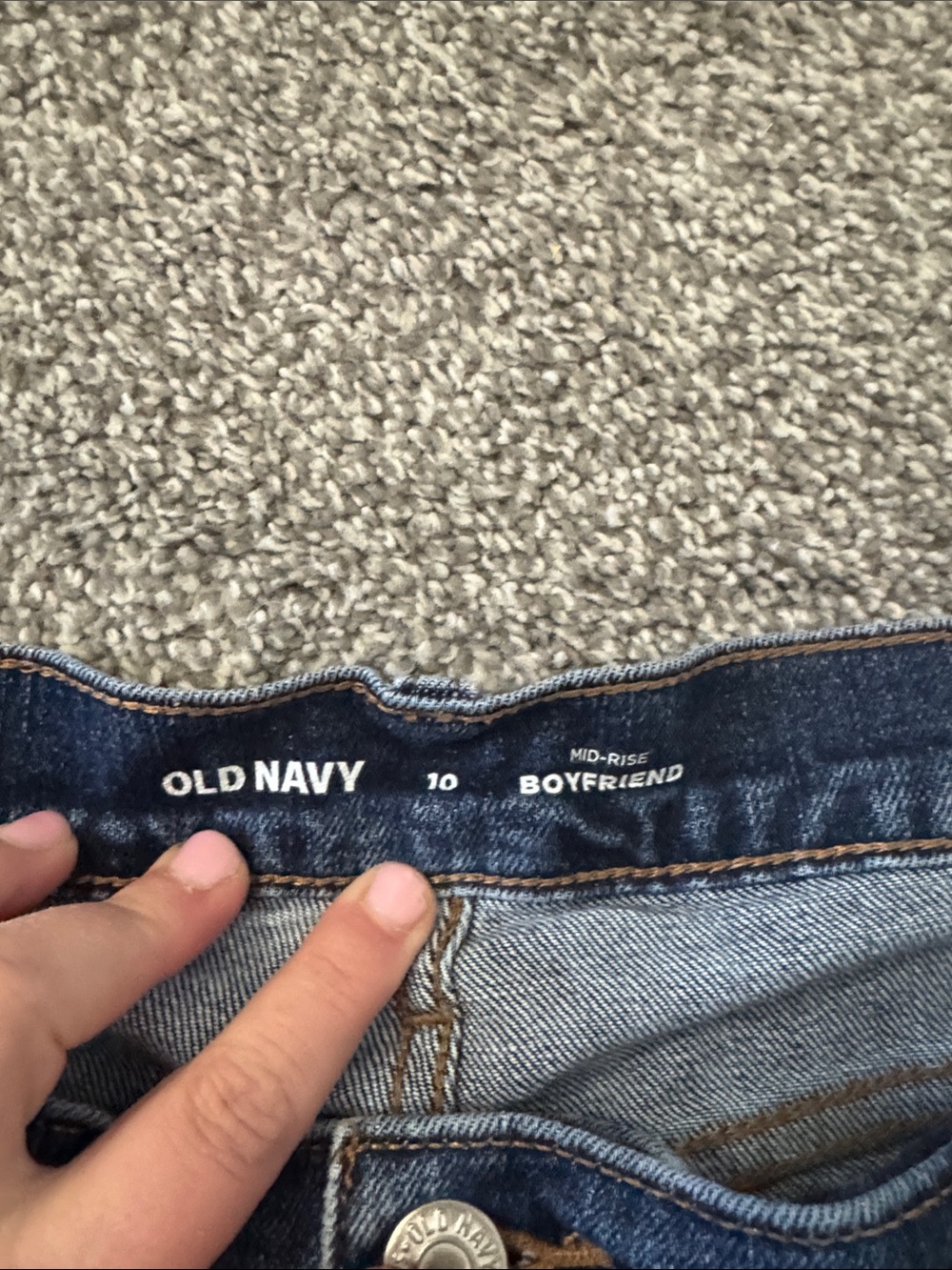 Old Navy Women's Distressed Dark Blue Boyfriend Jeans - Picture 3 of 3